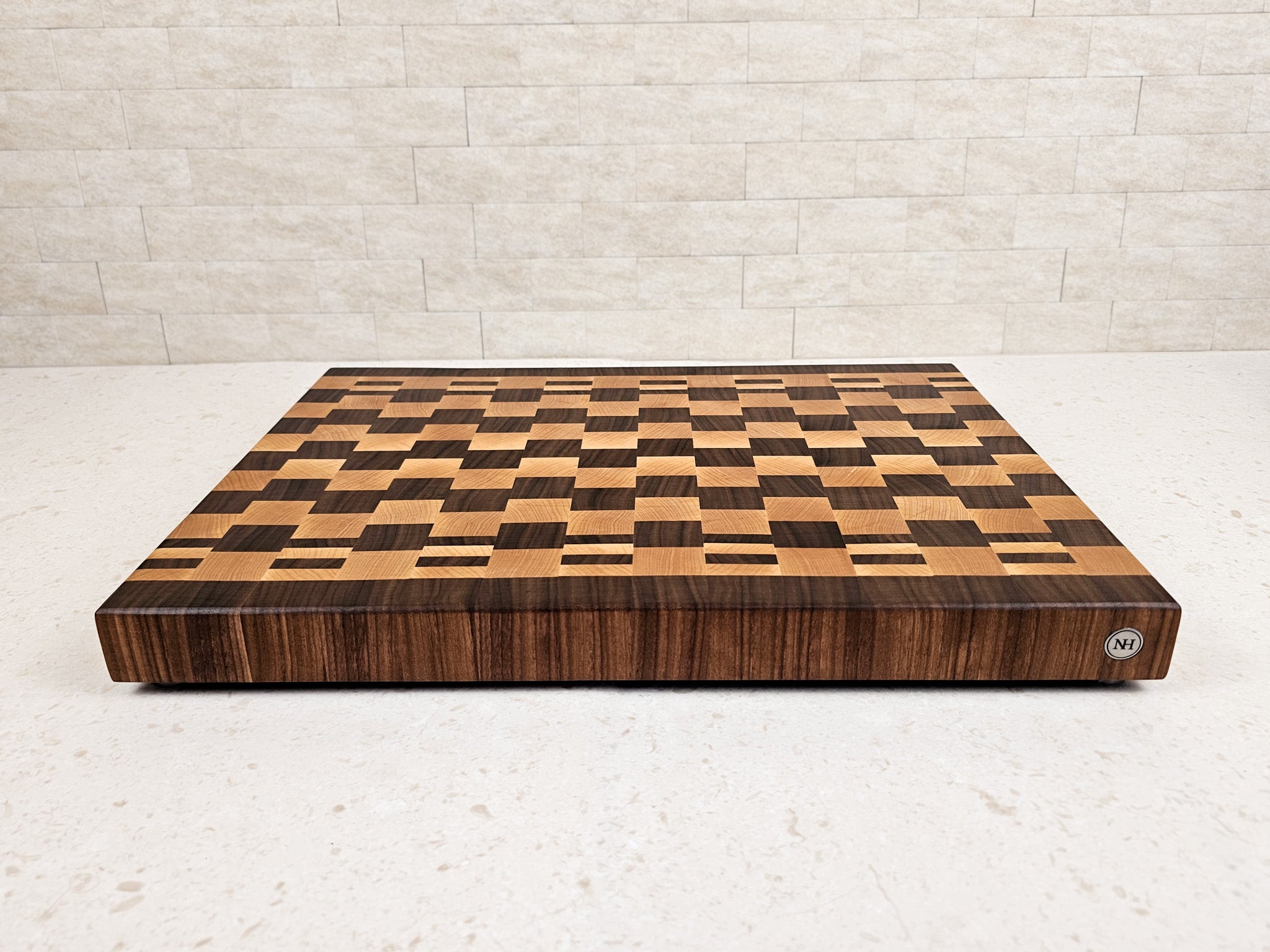 Signature Offset Checkerboard | Walnut & Maple | Medium