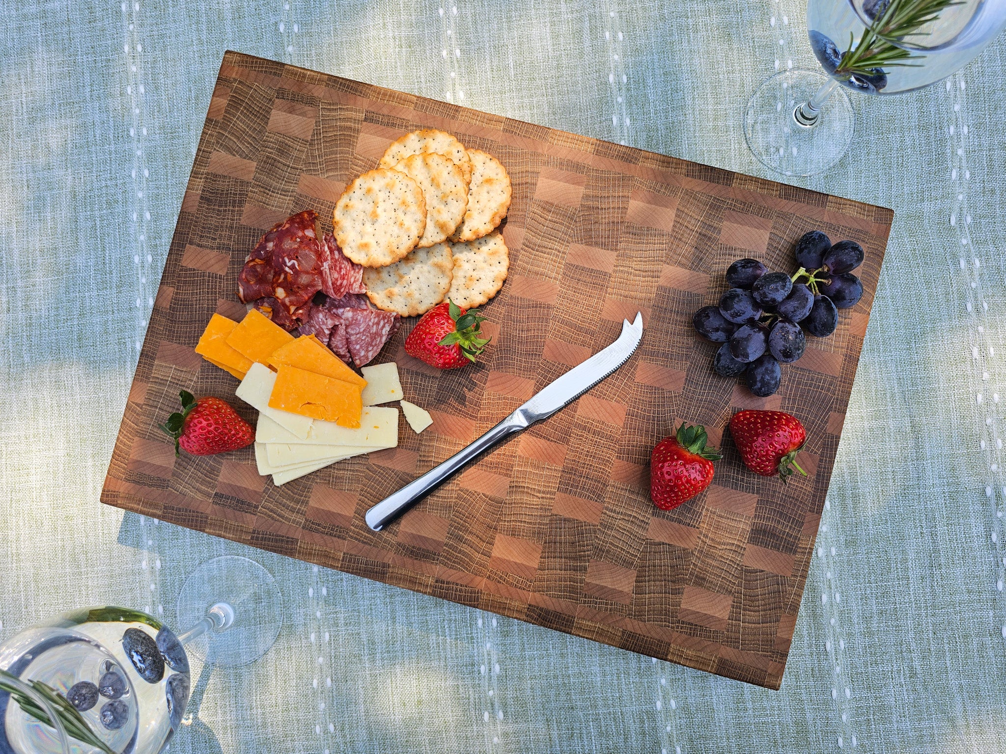 Heritage Mosaic Board | Oak & Maple | Medium